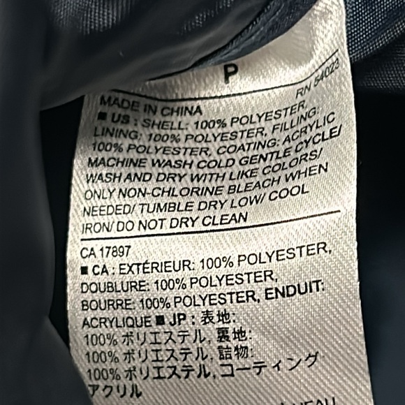 "NWT" Banana Republic Navy Blue Quilted Full Zip Vest- Women's Size Small - Picture 11 of 11